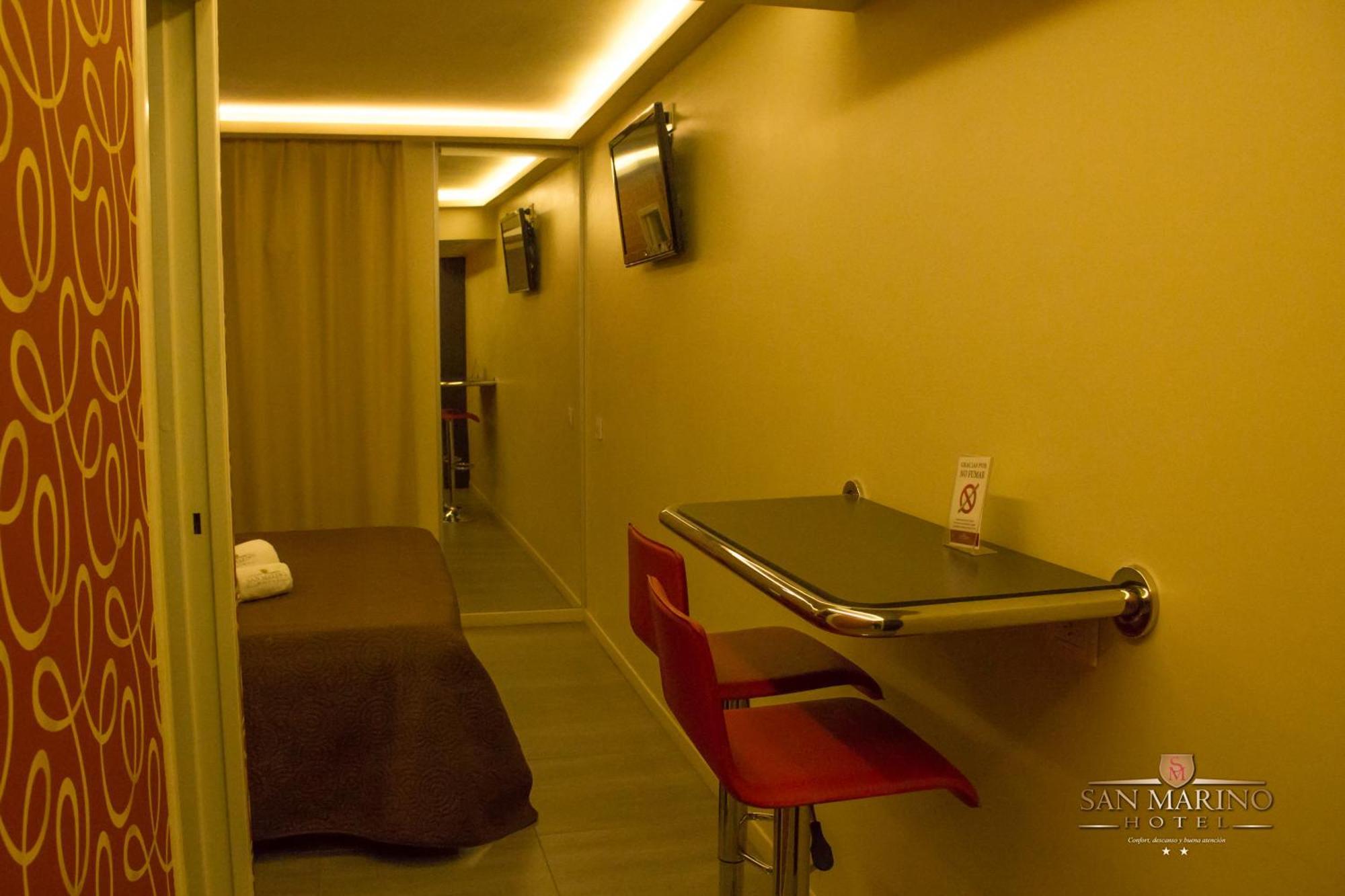 Hotel San Marino ベナド・トゥエルト 部屋 写真
