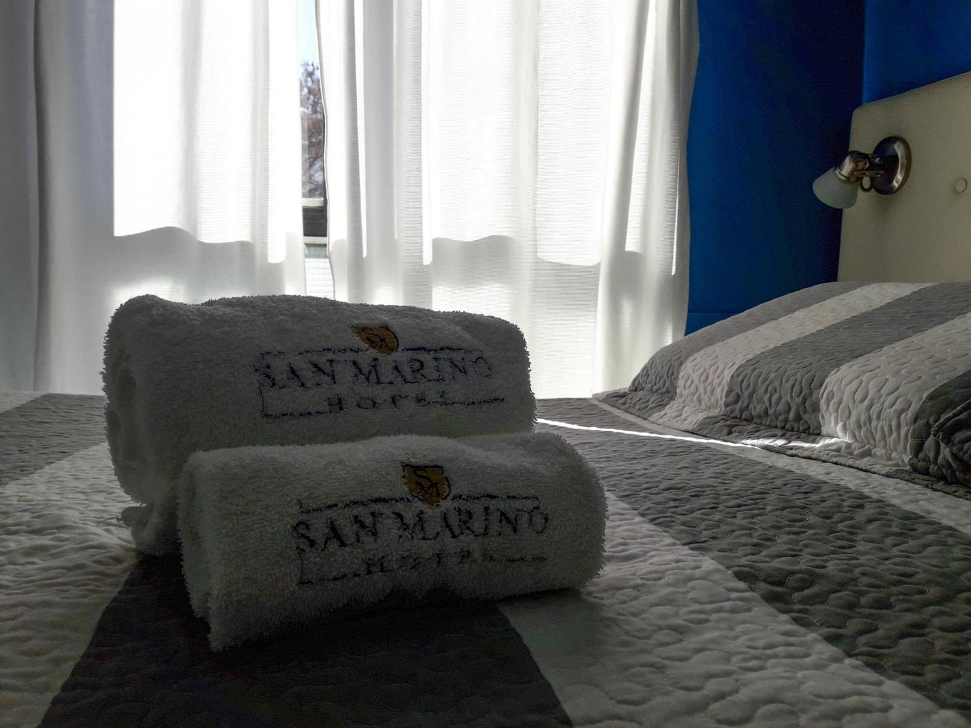 Hotel San Marino ベナド・トゥエルト 部屋 写真